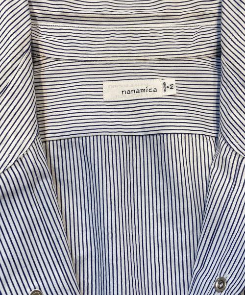 nanamica（ナナミカ）nanamica (ナナミカ) Regular Collar Stripe Wind Shirt ホワイト サイズ:Mの古着・服飾アイテム