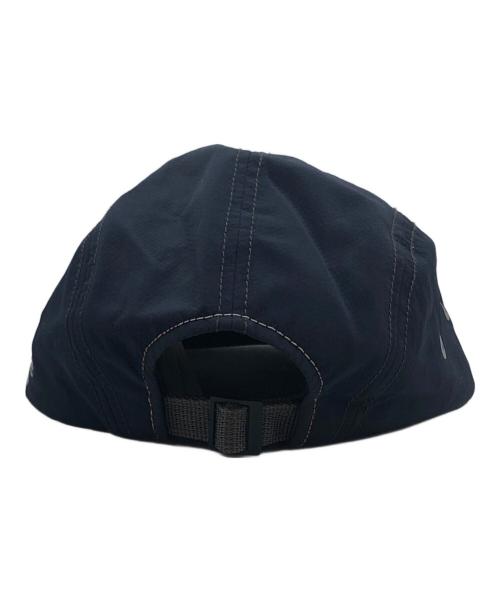 maison kitsune（メゾンキツネ）MAISON KITSUNE (メゾンキツネ) and wander (アンドワンダー) フォックスパッチキャップ ネイビーの古着・服飾アイテム