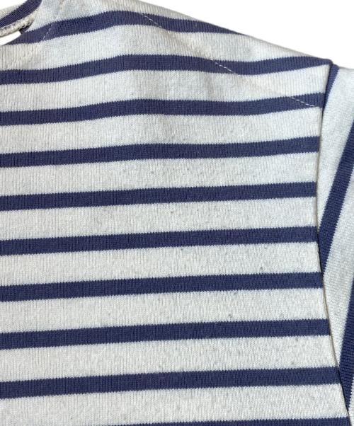 COMOLI（コモリ）COMOLI (コモリ) ボーダー バスクシャツ ホワイト×パープル サイズ:不明の古着・服飾アイテム