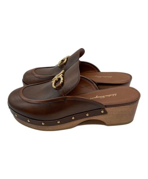 Salvatore Ferragamo（サルヴァトーレ フェラガモ）Salvatore Ferragamo (サルヴァトーレ フェラガモ) CLEOME/サボサンダル ブラウン サイズ:5 1/2の古着・服飾アイテム