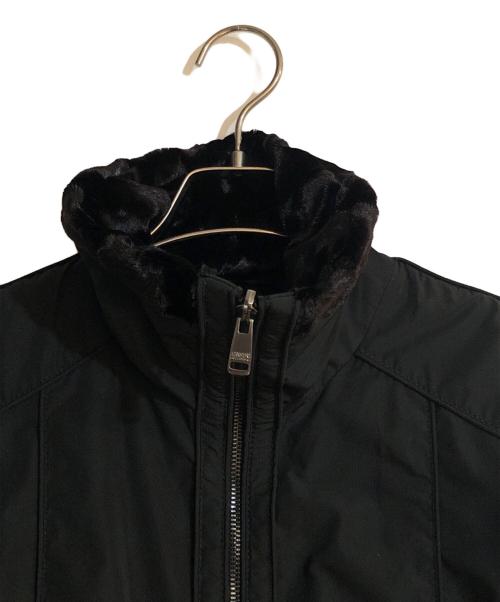 ARMANI COLLEZIONI（アルマーニ コレツィオーニ）ARMANI COLLEZIONI (アルマーニ コレツィオーニ) シャーリングジャケット ブラック サイズ:Lの古着・服飾アイテム