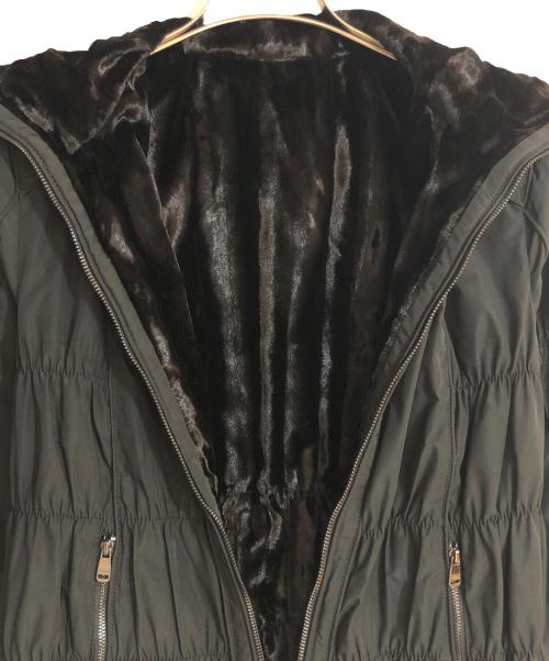 ARMANI COLLEZIONI（アルマーニ コレツィオーニ）ARMANI COLLEZIONI (アルマーニ コレツィオーニ) シャーリングジャケット ブラック サイズ:Lの古着・服飾アイテム