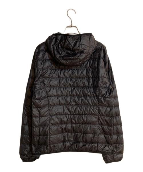 EA7（イーエーセブン）EA7 (イーエーセブン) フーデットライトダウンジャケット ブラック サイズ:Mの古着・服飾アイテム