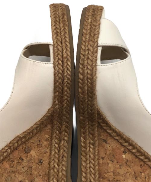 JIMMY CHOO（ジミーチュウ）JIMMY CHOO (ジミーチュウ) AMELY ホワイト サイズ:22.5cmの古着・服飾アイテム