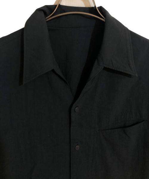 IRENISA（イレニサ）IRENISA (イレニサ) SLASH POCKET SHORT-SLEEVED SHIRT ネイビー サイズ:３の古着・服飾アイテム