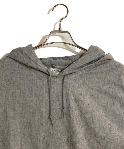 SASSAFRAS（ササフラス）SASSAFRAS (ササフラス) GARDENER BUD SMOCK POPLIN/ガーデナーバッドスモークポップリン グレー サイズ:XL 未使用品の古着・服飾アイテム