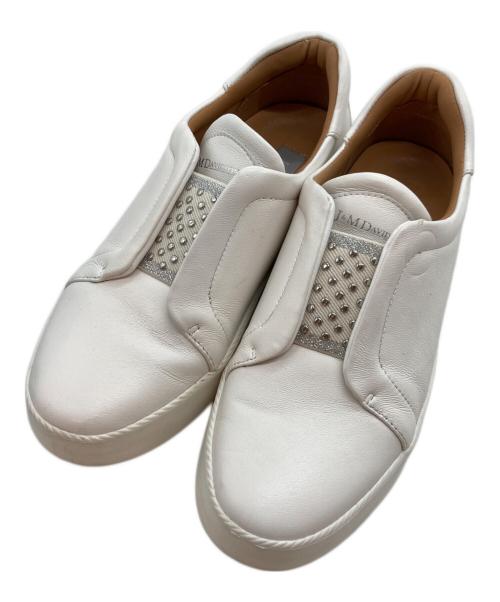 J&M DAVIDSON（ジェイ＆エム デヴィッドソン）J&M DAVIDSON (ジェイ＆エム デヴィッドソン) スタッズスリッポン ホワイト サイズ:22.5の古着・服飾アイテム