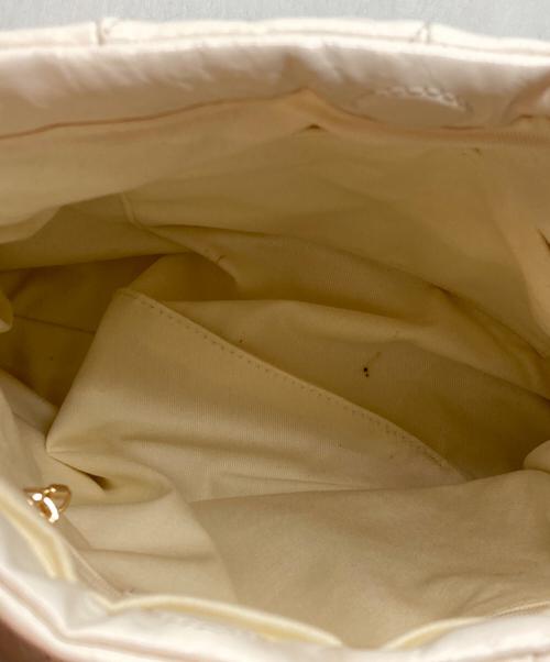 CHARLES & KEITH（チャールズアンドキース）CHARLES & KEITH (チャールズ＆キース) ドゥオ ブレードチェーンハンドルホーボーバッグ ベージュの古着・服飾アイテム