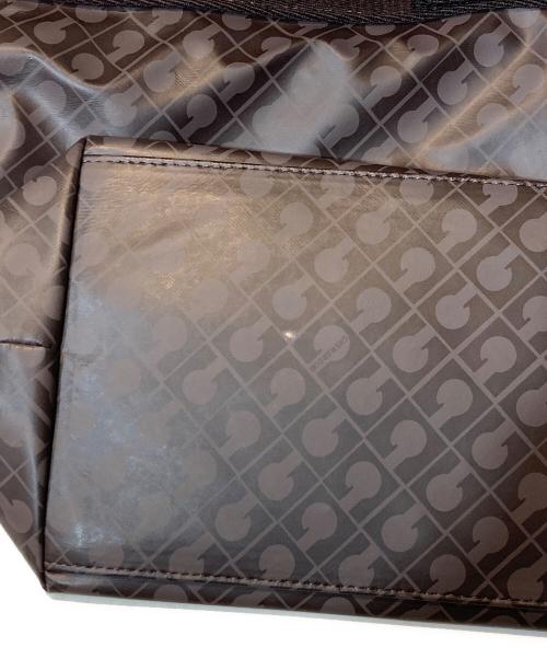 GHERARDINI（ゲラルディーニ）GHERARDINI (ゲラルディーニ) ソフティカーフGロゴチャームハンドバッグ ブラウンの古着・服飾アイテム