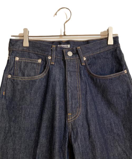 AURALEE（オーラリー）AURALEE (オーラリー) HARD TWIST DENIM 5P PANTS（ハードツイストデニム5Pパンツ） インディゴ サイズ:SIZE 28の古着・服飾アイテム