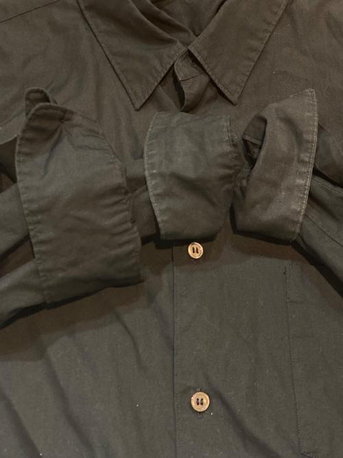 COMME des GARCONS HOMME PLUS（コムデギャルソンオムプリュス）COMME des GARCONS HOMME PLUS (コムデギャルソンオムプリュス) 21AW片方二重シャツ レイヤード ブラック サイズ:Mの古着・服飾アイテム