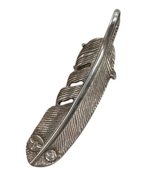 Tady & King（タディアンドキング）Tady & King (タディアンドキング) 爪SVフェザーGPローズ MMサイズの古着・服飾アイテム