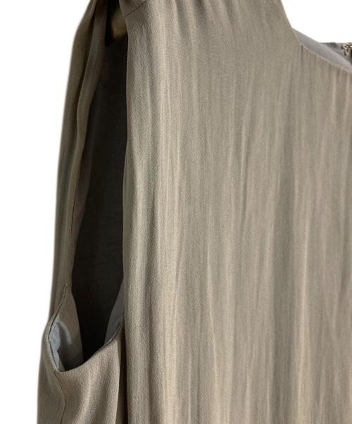 NO CONTROL AIR（ノーコントロールエアー）NO CONTROL AIR (ノーコントロールエアー) ティアードノースリーブワンピース グレー サイズ:不明の古着・服飾アイテム