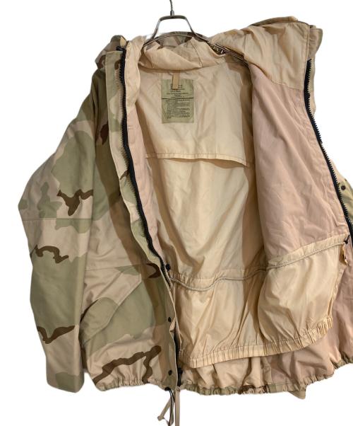 US ARMY（ユーエスアーミー）US ARMY (ユーエスアーミー) ECWCS デザートカモゴアテックスパーカー ベージュ サイズ:L-Rの古着・服飾アイテム