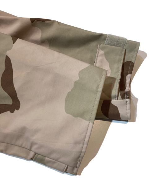 US ARMY（ユーエスアーミー）US ARMY (ユーエスアーミー) ECWCS デザートカモゴアテックスパーカー ベージュ サイズ:L-Rの古着・服飾アイテム