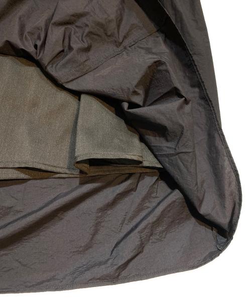 23区（ニジュウサンク）23区 (ニジュウサンク) ナイロンコットンポプリン スカート ブラウン サイズ:Sの古着・服飾アイテム