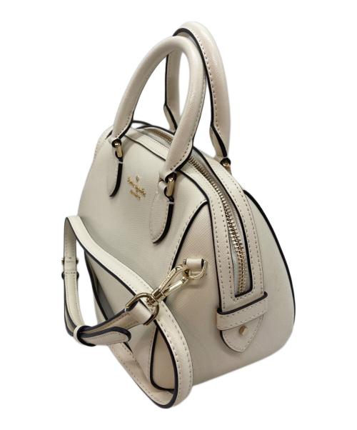 Kate Spade（ケイトスペード）Kate Spade (ケイトスペード) マディソンダッフルクロスボディバッグ ホワイトの古着・服飾アイテム