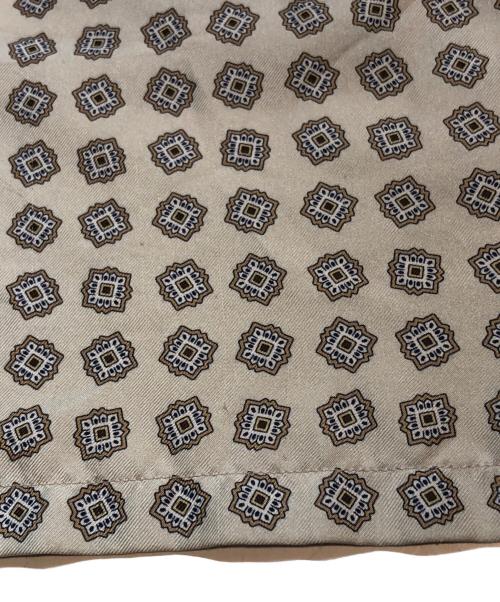 PRADA（プラダ）PRADA (プラダ) 総柄シルク半袖シャツ ベージュ サイズ:XLの古着・服飾アイテム