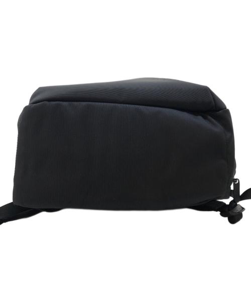 THE NORTH FACE（ザ ノース フェイス）THE NORTH FACE (ザ ノース フェイス) シャトルデイパック ブラックの古着・服飾アイテム