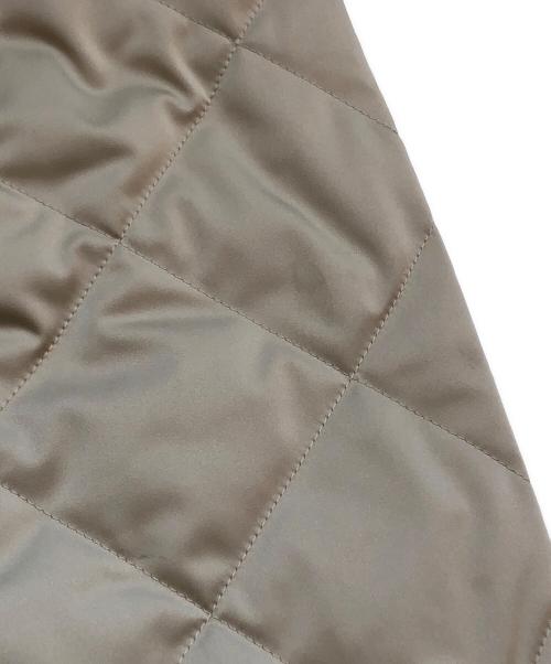 anuans（アニュアンス）anuans (アニュアンス) TAION (タイオン) テントシルエットキルティングコート ベージュ サイズ:Freeの古着・服飾アイテム