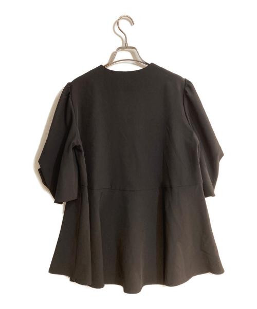 CADUNE（カデュネ）CADUNE (カデュネ) 5分袖裾フレアブラウス ブラック サイズ:38の古着・服飾アイテム