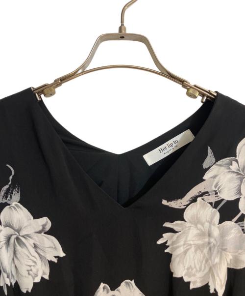 HER LIP TO（ハーリップトゥ）HER LIP TO (ハーリップトゥ) Monochrome Peony Satin Dress ブラック サイズ:Sの古着・服飾アイテム