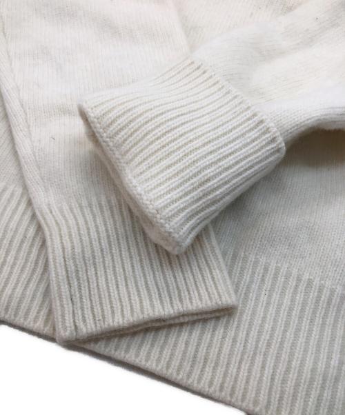 maison kitsune（メゾンキツネ）maison kitsune (メゾンキツネ) 刺繍クルーネックニット ホワイト サイズ:表記なしの古着・服飾アイテム