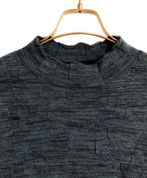 M.&KYOKO（エムアンドキョウコ）M.&KYOKO (エムアンドキョウコ) コラージュスリーブハイネックニット ブルー サイズ:FREEの古着・服飾アイテム