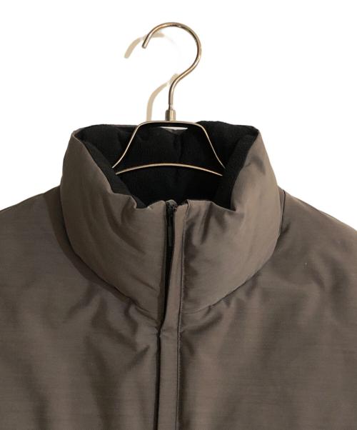 BEAUTY&YOUTH（ビューティーアンドユース）BEAUTY&YOUTH (ビューティーアンドユース) 小松マテーレメランジスタンドカラーダウン ベージュ サイズ:Mの古着・服飾アイテム