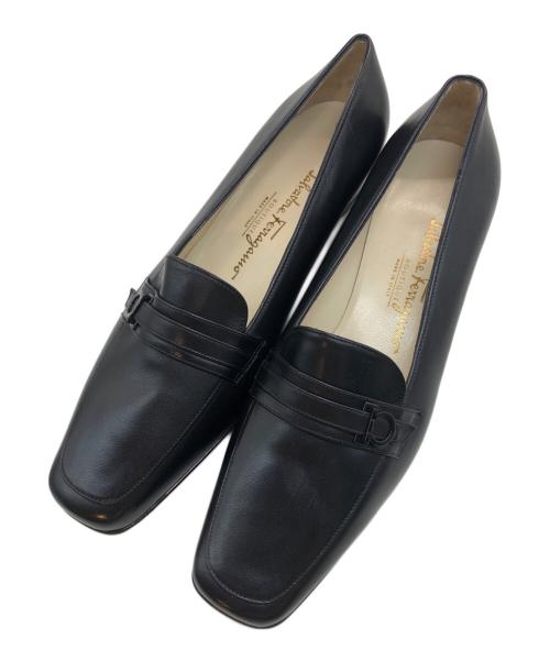 Salvatore Ferragamo BOUTIQUE（サルヴァトーレフェラガモ）Salvatore Ferragamo BOUTIQUE (サルヴァトーレフェラガモ) ブラックガンチーニヒールパンプス ブラック サイズ:7の古着・服飾アイテム