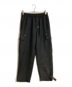 J.W.ANDERSONジェイダブリューアンダーソン）の古着「TAPERED CARGO TROUSERS/テーパードカーゴトラウザーズ」｜ブラック
