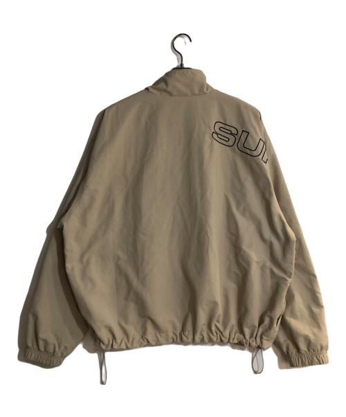 SUPREME（シュプリーム）SUPREME (シュプリーム) Spellout Embroidered Track Jacket／スペルアウト エンブロイダリー トラック ジャケット ベージュ サイズ:Ｌの古着・服飾アイテム