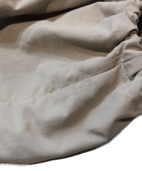 SUPREME（シュプリーム）SUPREME (シュプリーム) Spellout Embroidered Track pant/スペルアウト エンブロイダリー トラック パンツ ベージュ サイズ:Ｌの古着・服飾アイテム