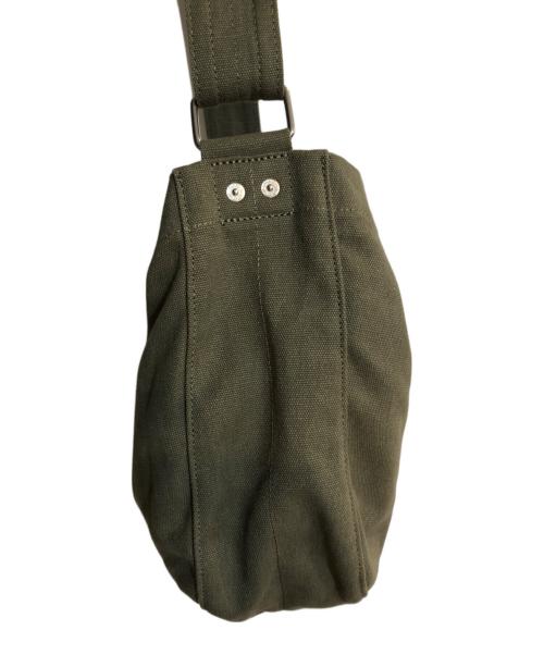 A.P.C.（アーペーセー）A.P.C. (アーペーセー) ジャーナルロゴ スモールショルダーバッグ グリーンの古着・服飾アイテム