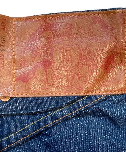 Evisu Jeans（エヴィスジーンズ）Evisu Jeans (エヴィスジーンズ) シンチバックカモメデニムパンツ インディゴ サイズ:W30×L35 未使用品の古着・服飾アイテム