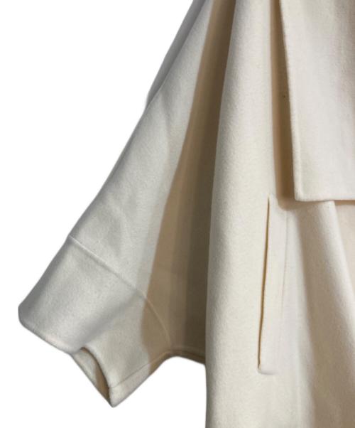 STUNNING LURE（スタニングルアー）STUNNING LURE (スタニングルアー) ストールポンチョコート アイボリーの古着・服飾アイテム