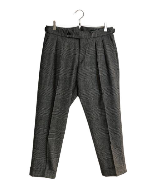 BERWICH（ベルウィッチ）BERWICH (バーウィック) バックシャーリングテーパードパンツ ブラック サイズ:48の古着・服飾アイテム