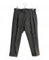 BERWICH（バーウィック）の古着「バックシャーリングテーパードパンツ」｜ブラック