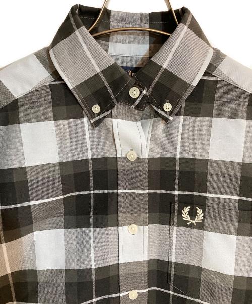 FRED PERRY（フレッドペリー）FRED PERRY (フレッドペリー) Long-Sleeved Tartan Shirt ブルー サイズ:UK10の古着・服飾アイテム