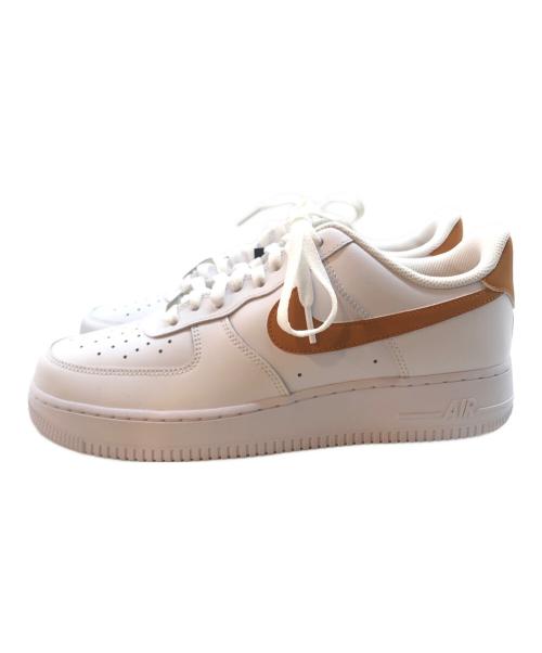 NIKE（ナイキ）NIKE (ナイキ) AIR FORCE 1 '07（エアフォースワン） ホワイト×モナーク サイズ:28cmの古着・服飾アイテム