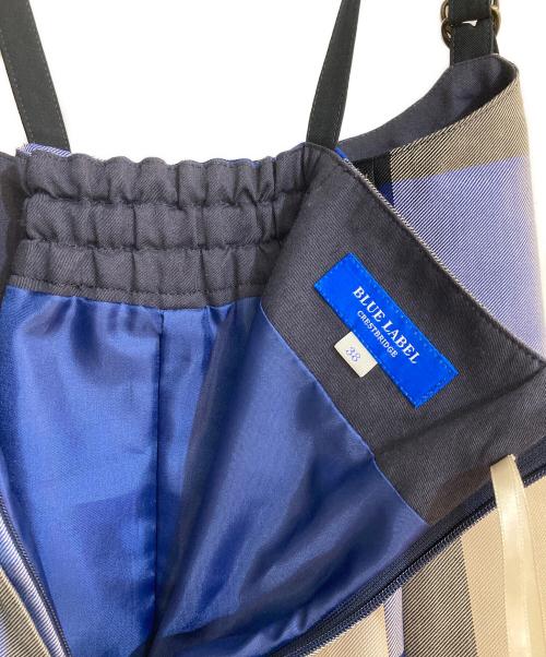 BLUE LABEL CRESTBRIDGE（ブルーレーベルクレストブリッジ）BLUE LABEL CRESTBRIDGE (ブルーレーベルクレストブリッジ) キャミソールワンピース ブルー サイズ:38の古着・服飾アイテム