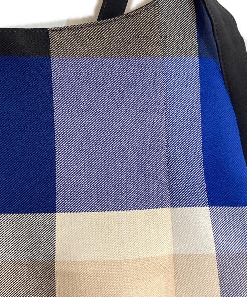 BLUE LABEL CRESTBRIDGE（ブルーレーベルクレストブリッジ）BLUE LABEL CRESTBRIDGE (ブルーレーベルクレストブリッジ) キャミソールワンピース ブルー サイズ:38の古着・服飾アイテム