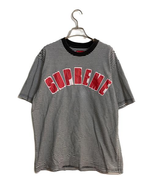 SUPREME（シュプリーム）Supreme (シュプリーム) APPLIQUE ARC S/S TOP ブラック×ホワイト サイズ:Sの古着・服飾アイテム