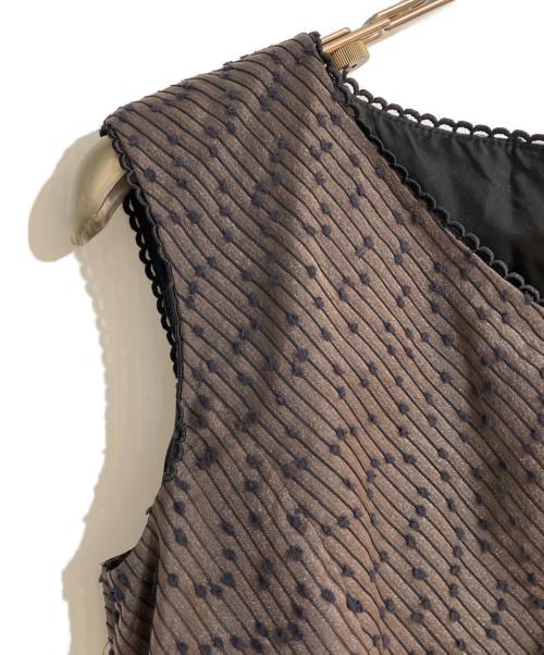 TOCCA（トッカ）TOCCA (トッカ) ノースリーブワンピース ブラウンの古着・服飾アイテム