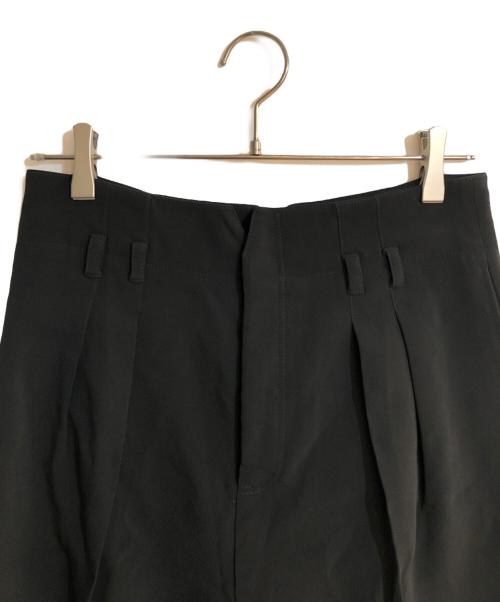 RED VALENTINO（レッドヴァレンティノ）RED VALENTINO (レッドヴァレンティノ) 2タックワイドパンツ ブラック サイズ:42 未使用品の古着・服飾アイテム