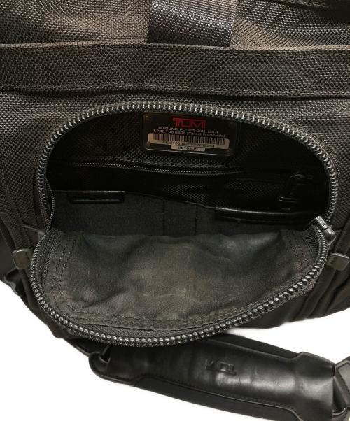 TUMI（トゥミ）TUMI (トゥミ) Large Expandable Organizer Computer Brief ブラックの古着・服飾アイテム