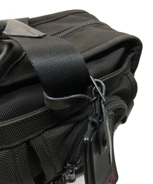 TUMI（トゥミ）TUMI (トゥミ) Large Expandable Organizer Computer Brief ブラックの古着・服飾アイテム
