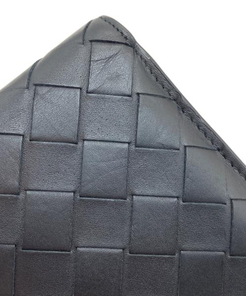 BOTTEGA VENETA（ボッテガベネタ）BOTTEGA VENETA (ボッテガベネタ) イントレチャート2つ折り財布 ブラックの古着・服飾アイテム