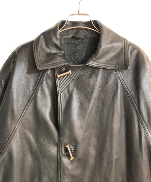 GIANNI VERSACE（ジャンニ・ヴェルサーチ）GIANNI VERSACE (ジャンニ・ヴェルサーチ) オールドレザートグルハーフコート ブラック サイズ:48の古着・服飾アイテム
