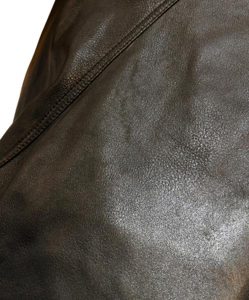 GIANNI VERSACE（ジャンニ・ヴェルサーチ）GIANNI VERSACE (ジャンニ・ヴェルサーチ) オールドレザートグルハーフコート ブラック サイズ:48の古着・服飾アイテム